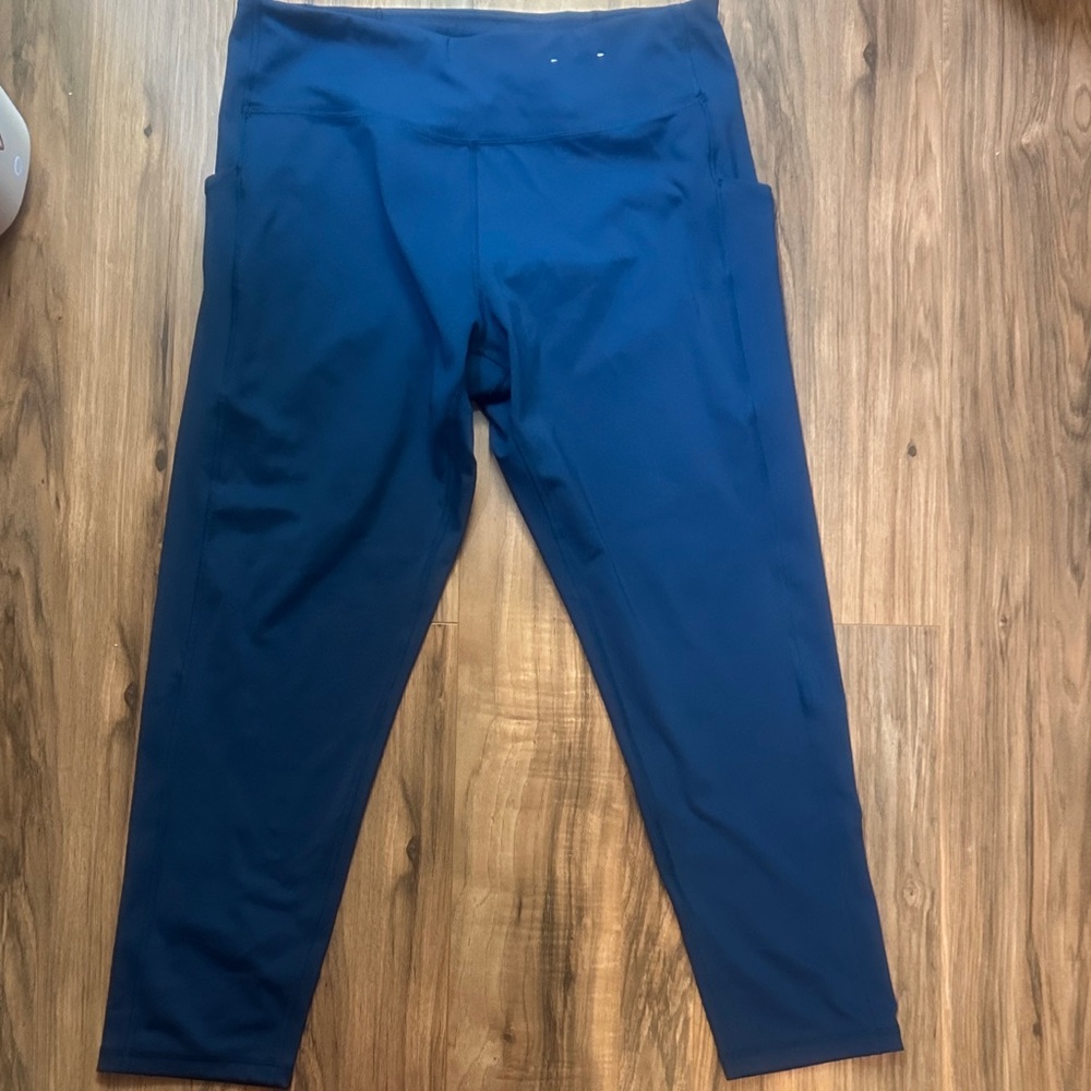 Tek Gear Adaptive high waisted 7/8 leggings size XL